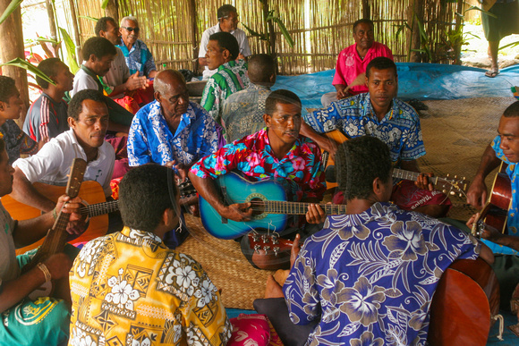 Fiji, Taveuni, Waitabu, Men, Singing0611438