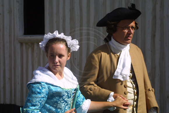 Louisbourg Fortress, Couple020825-8466