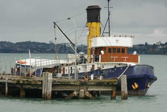 Auckland, Devonport, Ship0810040a