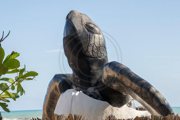 Praia do Forte, Turtle Hatching Sculpture151-9406