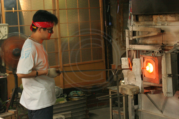 Yufuin, Glass Maker0618849
