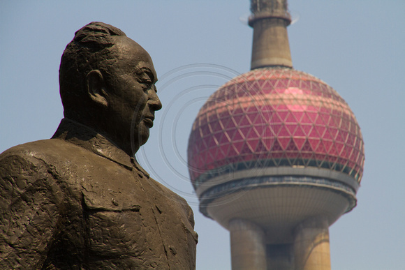 Shanghai, Bund, Mao Statue, Pearl TV Tower121-0011