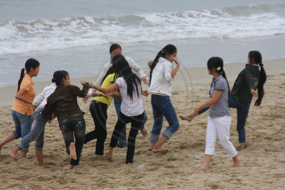 DaNang, China Beach, Girls0951431