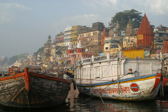 Varanasi, Ghats f Ganges030327-8540a