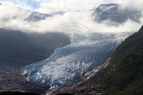 Holandsfjord, Svartisen Glacier1041838a