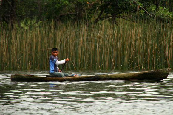 Rio Dulce, Canoe1117336a