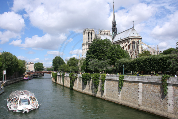 Paris, Notre Dame Cathedral0940326