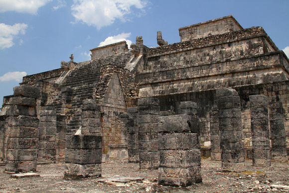 Chichen Itza, Temple of the Warriors V1117662a