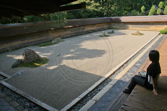 Kyoto, Ryoanji Temple, Zen Garden0617058