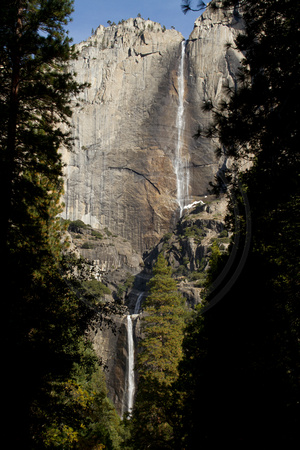 Yosemite NP, Yosemite Falls V112-3457