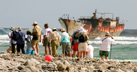 Gaferut Atoll, Shipwreck, People0690045a