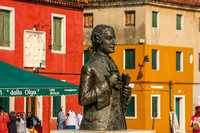 Venice, Burano, Statue0943628