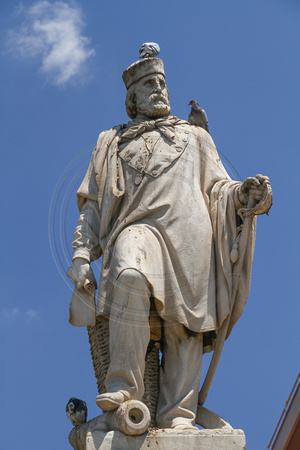 Civitavecchia, Garibaldi Statue V1030242