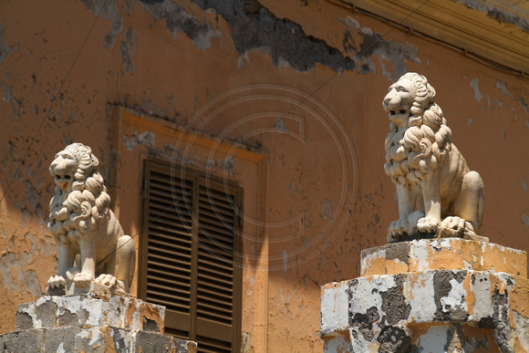 Civitavecchia, Lion Statues1030249