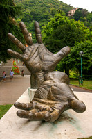 Como, Hand Statue V0942943
