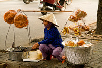 Saigon, Street Vendor120-8497