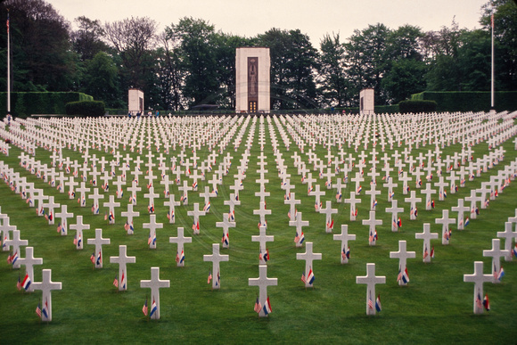 Luxemburg City, American WWII Cemetery S -9801