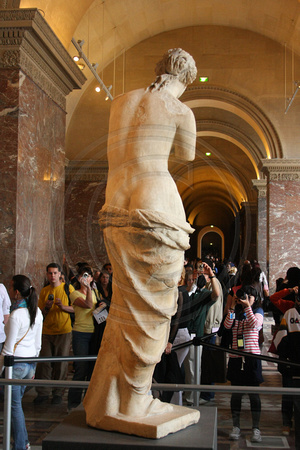 Paris, Louvre, Venus De Milo V0940503