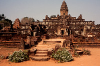 Angkor, Bakong Temple S -8901