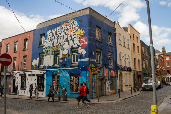 Dublin, Temple Bar, Street131-0821