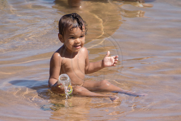 Praia do Forte, Child in Water151-9356