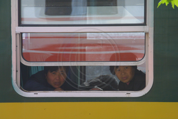 Train to Xian, Passengers020416-8432