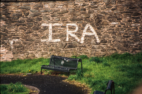 Derry, Grafitti S -0564
