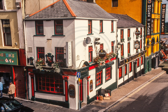 Derry, Anchor Inn S -0569