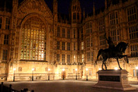 London, Parliament Bldgs, Statue, Night1050651