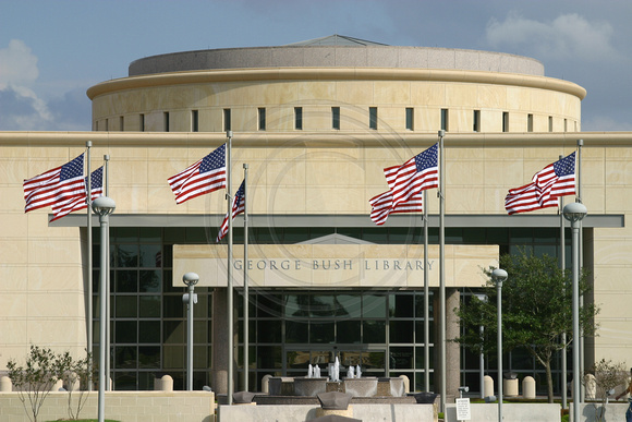 College Station, Bush Library031102-3149