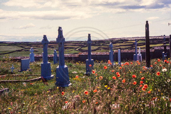 Isle of Inishmore, Cemetery S -0396