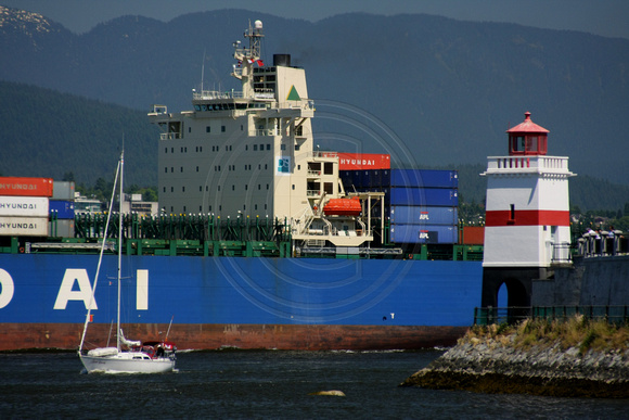 Vancouver, Stanley Park, Lighthouse, Ship0821200a