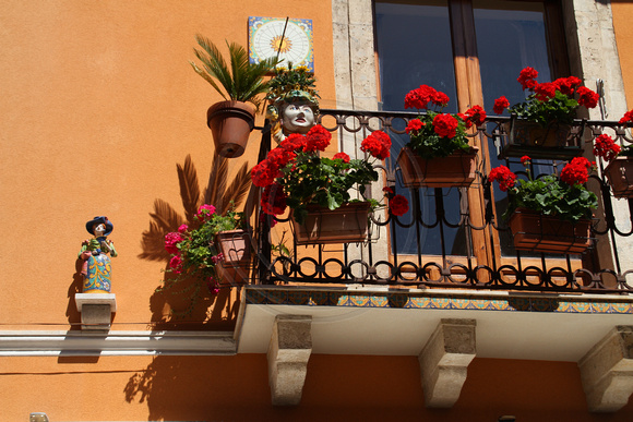 Taormina, Balcony, Flowers1023717