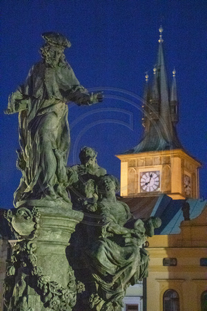 Prague, Charles Br, Statue V181-0583
