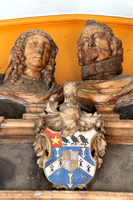 Windsor, Church, Busts and Shield V1050494a