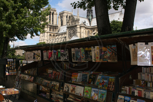 Paris, Notre Dame Cathedral, Book Stall0940339