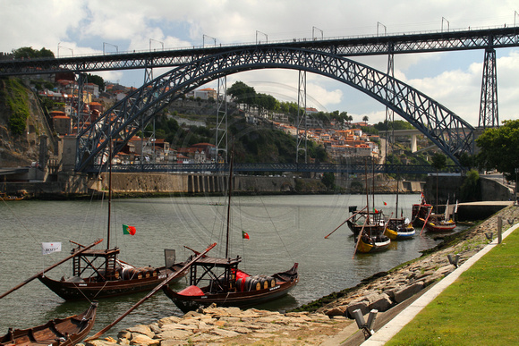Oporto, Douro R, Ponte Dom Luis I1035969a