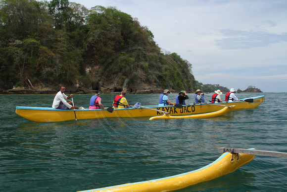 Playa Galaronada, Outrigger Canoe1116333