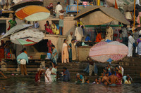 Varanasi, Ghats f Ganges, Bathers030327-8542