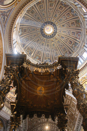 Vatican, St Peters Basilica, Rotunda, Ceiling V0946044
