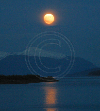 Juneau, Full Moon030515-9837a