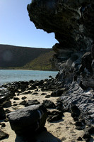 Isla Espiritu Santo, Bahia Gabriel, Rocks, V031229-5542