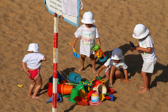 Oporto, Beach, Kids1035811a