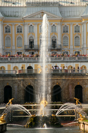 St Petersburg, Peterhof, Fountains V1048073a