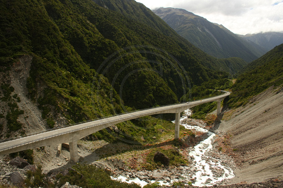 Arthurs Pass NP, Otira Gorge Viaduct0811109